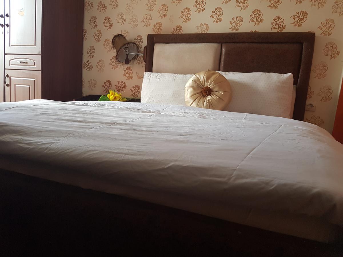 Novo Hotel Браззавиль Экстерьер фото