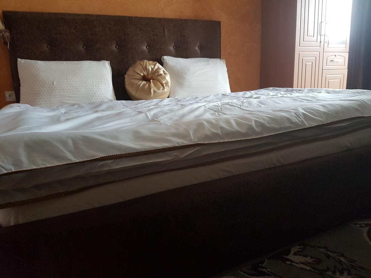 Novo Hotel Браззавиль Экстерьер фото